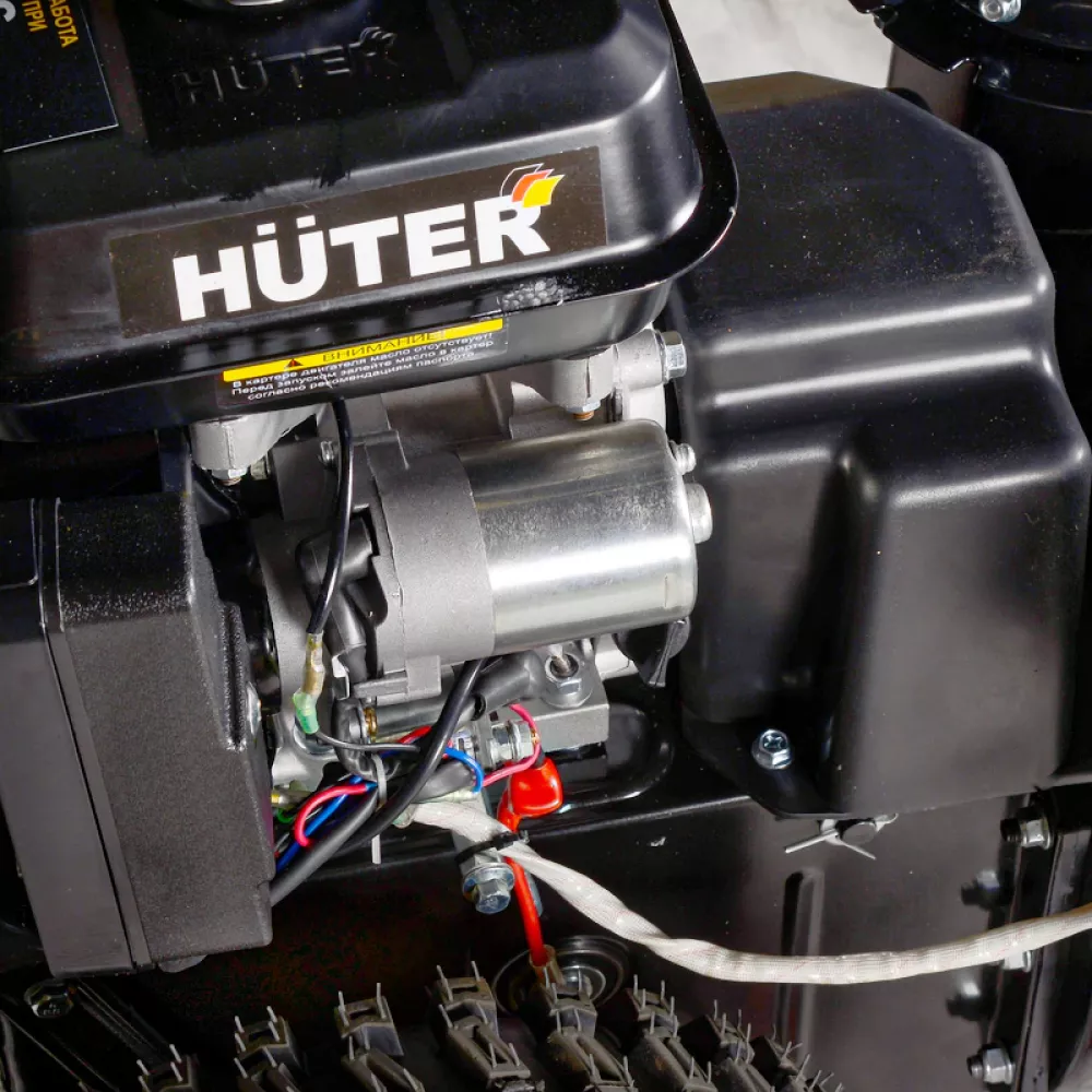 HUTER SGC-4800(B) снегоуборщик бензиновый, 70/7/2