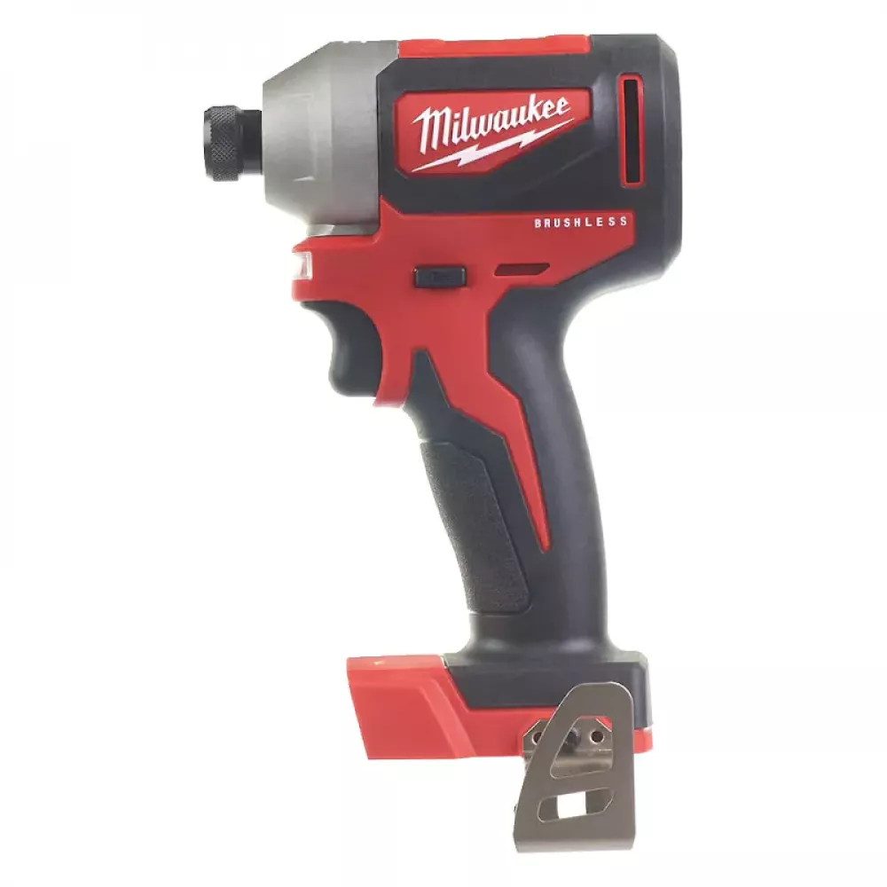 Milwaukee M18 CBLPP2A-402C набор инструментов шуруповерт и винтоверт (2 x 4 Ач, ЗУ) 4933464536