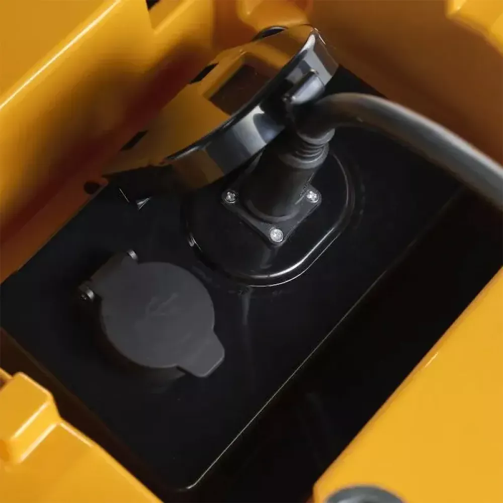 Stiga Tornado 398e садовый трактор-газонокосилка аккумуляторный (1 x 30 Aч, ЗУ) 2T0660481/ST2