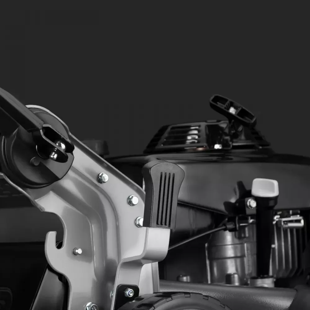 Caiman Ixo 55HV газонокосилка бензиновая