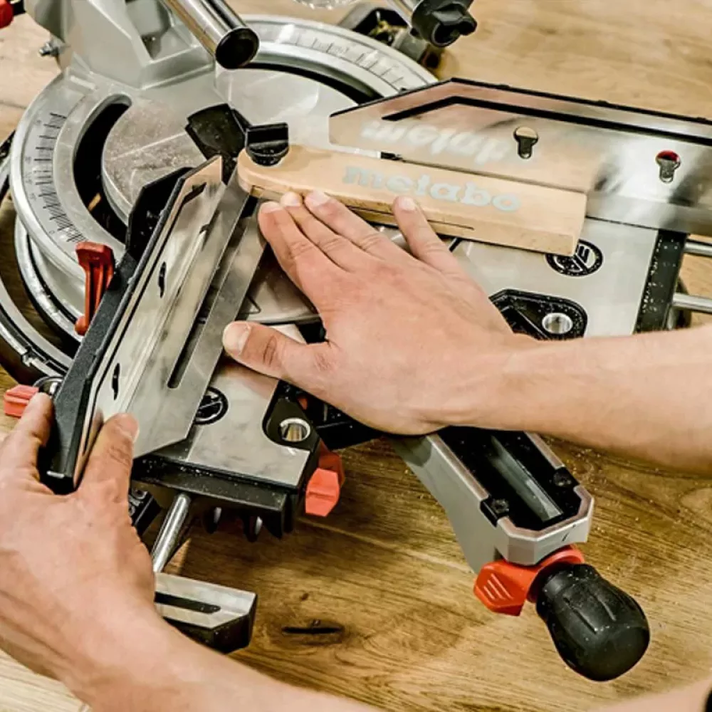 Торцовочная пила Metabo KGSV 72 XACT SYM, 612216000