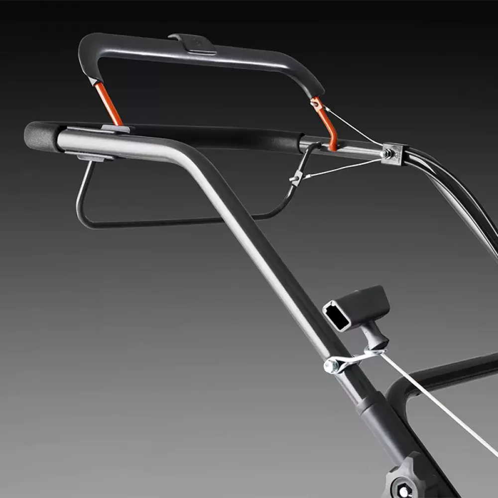 Газонокосилка бензиновая Husqvarna LC 140SP, 9704882-01