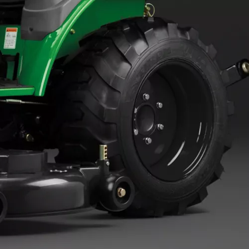 Газонокосильная машина Caiman Dako 25H с аграрными колесами