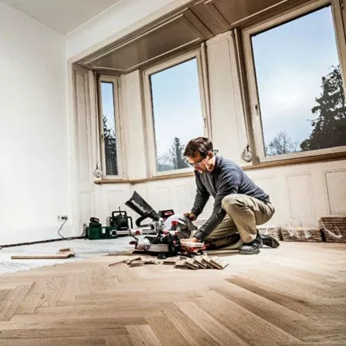 Metabo KGS 18 LTX аккумуляторная торцовочная пила (2 x 5.2 Ач, ЗУ) 619001650