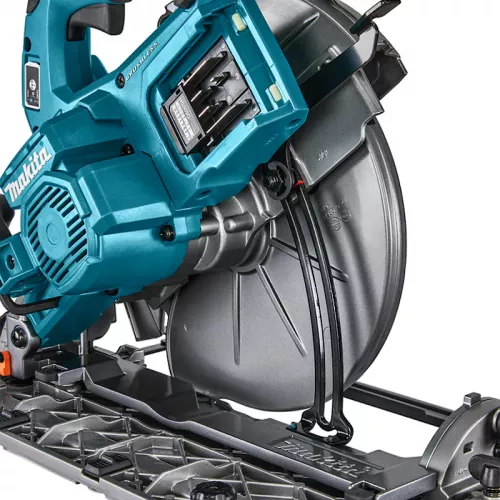 Makita HS009GZ аккумуляторная дисковая пила (без АКБ и ЗУ)