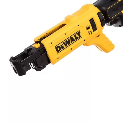 DeWalt DCF620D2 шуруповерт (2 x 2 Ач, ЗУ)