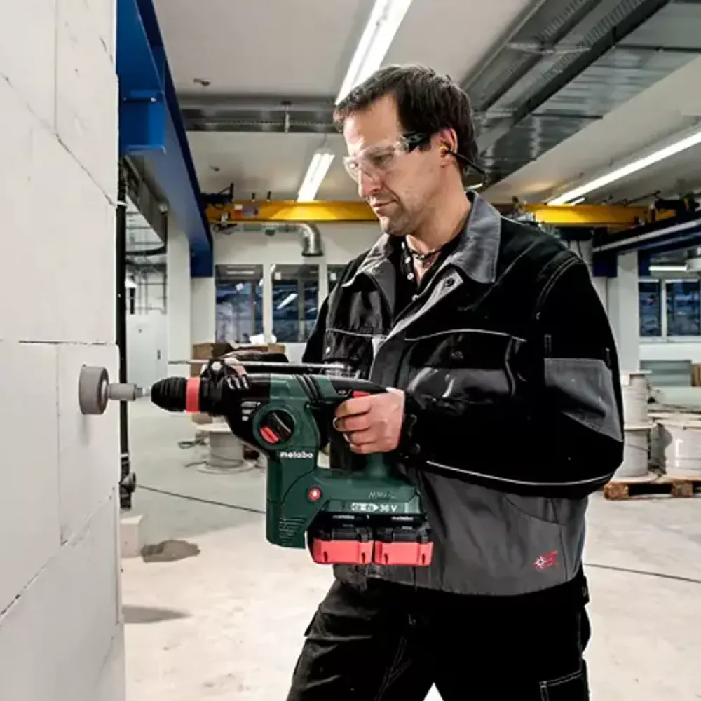 Metabo KHA 36-18 LTX 32 перфоратор в кейсе (4 х 8 Ач, 2 х ЗУ) 600796810