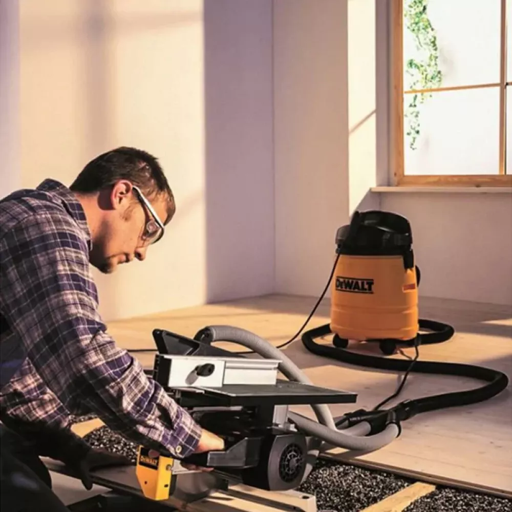 Торцовочная пила DeWALT DW711, DW711-QS