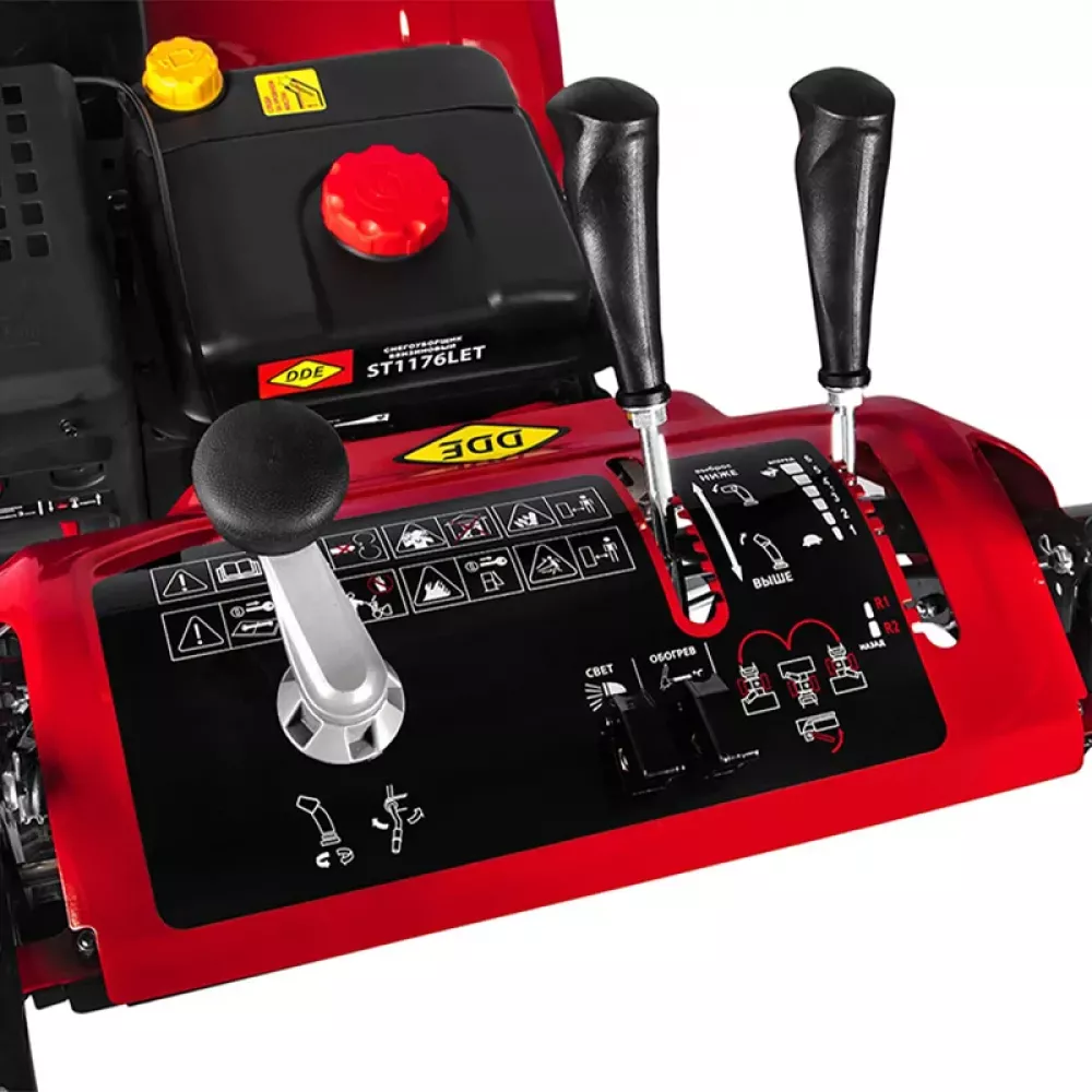 DDE ST1176LET бензиновый снегоуборщик 796-641