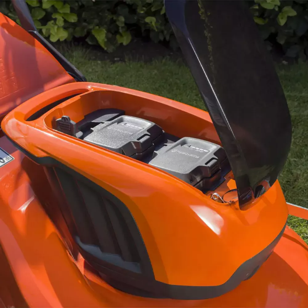 Husqvarna LC 247i аккумуляторная газонокосилка (без АКБ и ЗУ) 9679796-01