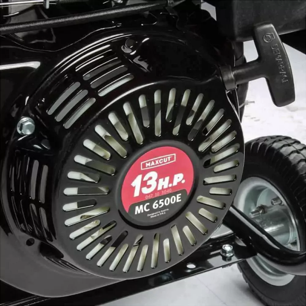 MAXCUT MC6500E бензиновый генератор 047103040