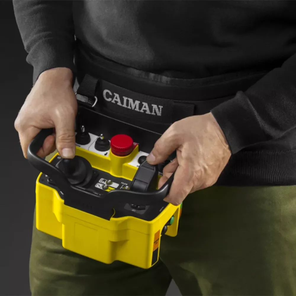 Caiman Commando Flail робот-газонокосилка COMMANDOFLAIL