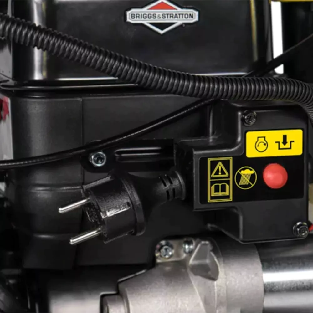 CHAMPION ST761BS бензиновый снегоуборщик